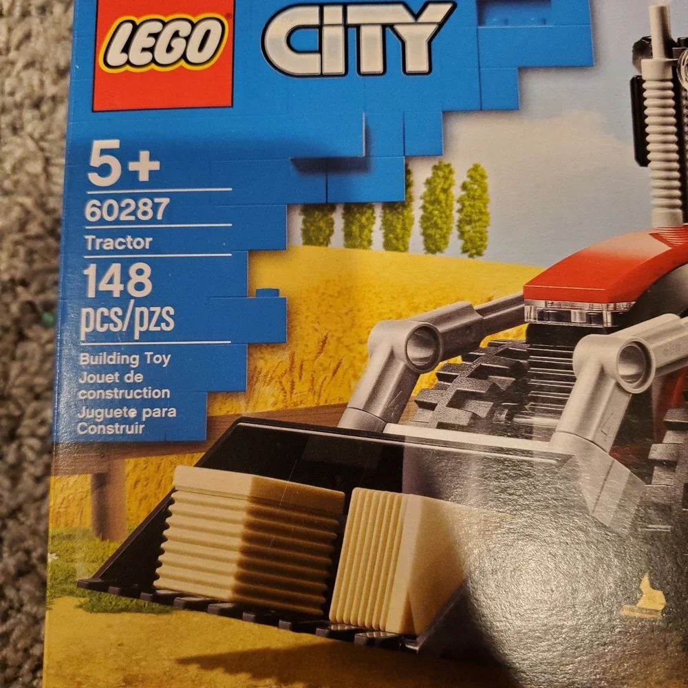 LEGO # 60287 CITY Farm Tractor - Sealed BRAND NEW Retired Hard to Find (Rabbit)‎ - Picture 2 of 6